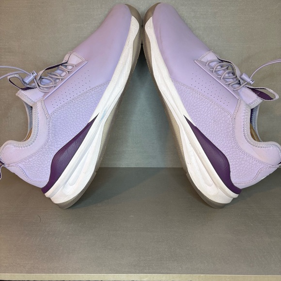 Clove | Classic Healthcare Nursing Shoes - Lavender Purple ; Mens 11.5 - Picture 3 of 8